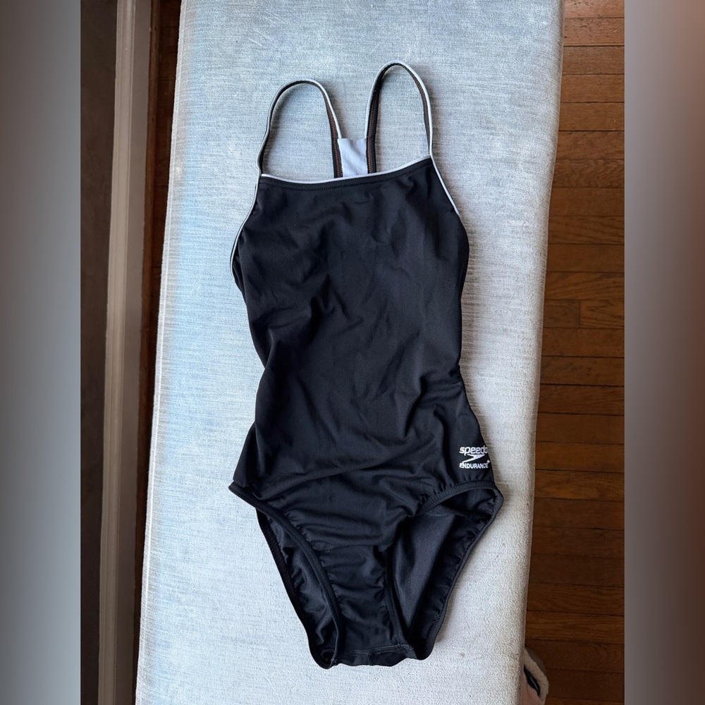 Speedo Women's Solid Endurance Flyback Training swimsuit